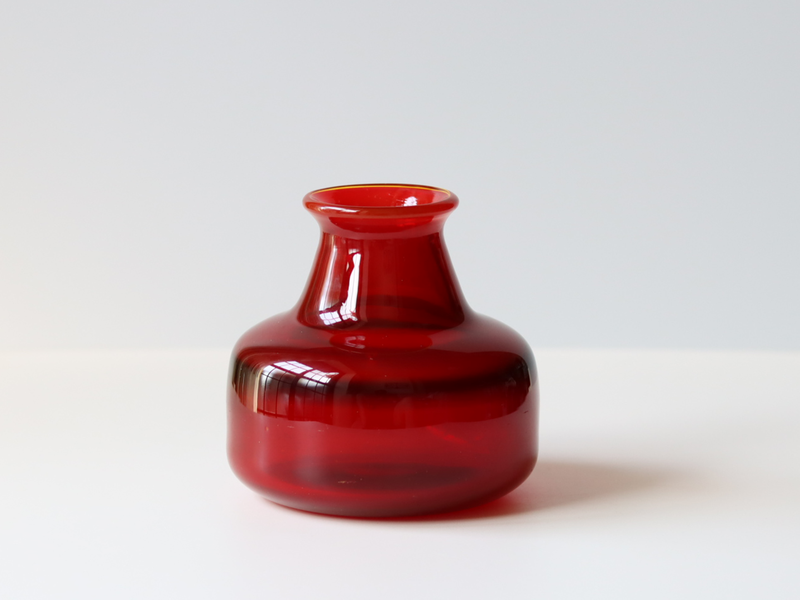 Boda (ボダ)Erik Höglund(エリック・ホグラン)vase red H998/110 │ 北欧 スウェーデン ヴィンテージ ガラス 花瓶 レッド