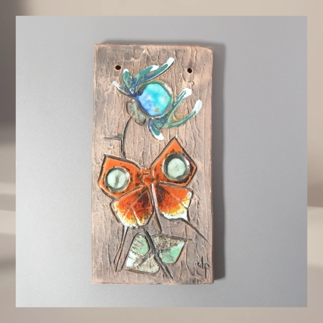 【北欧 ヴィンテージ】Tilgmans Keramik (ティルグマンズ ケラミック) wall plate butterfly
