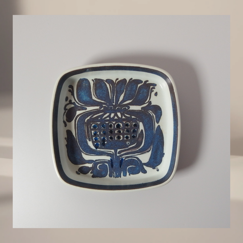 【北欧 デンマーク ヴィンテージ】Royal copenhagen (ロイヤルコペンハーゲン) Tenera (テネラ)square plate