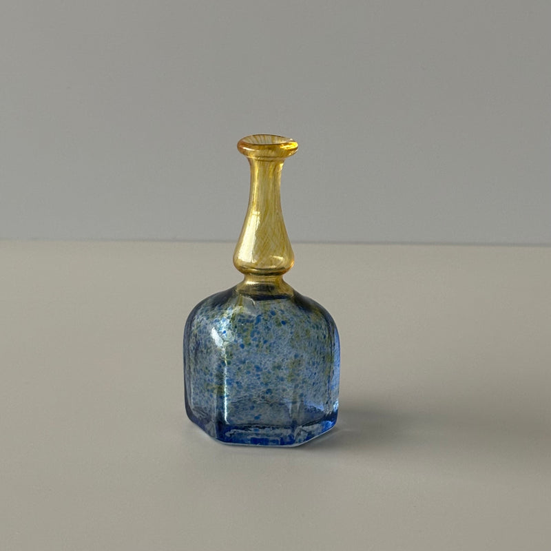 【北欧 スウェーデン ヴィンテージ】Kosta Boda (コスタ・ボダ) Antikva vase miniature Blue / Yellow