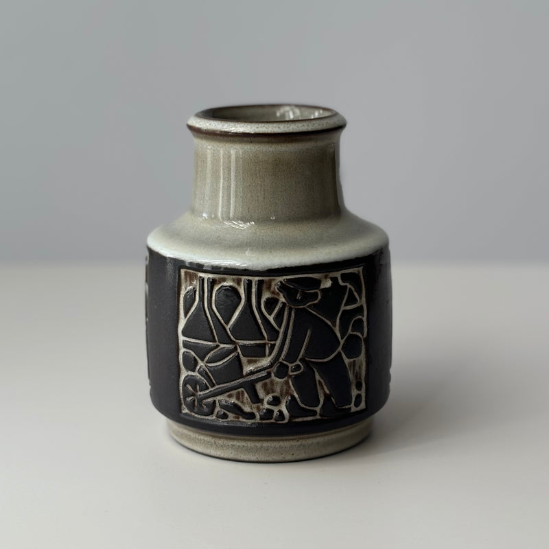 【北欧 デンマーク ヴィンテージ】Michael Andersen&son(マイケル・アンダーセン) vase brown