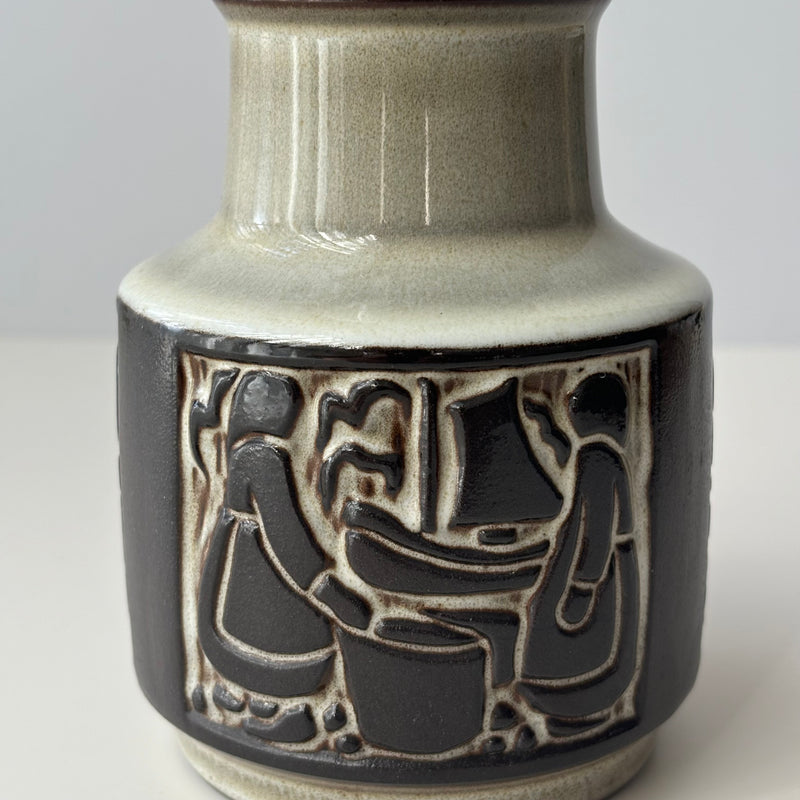 【北欧 デンマーク ヴィンテージ】Michael Andersen&son(マイケル・アンダーセン) vase brown