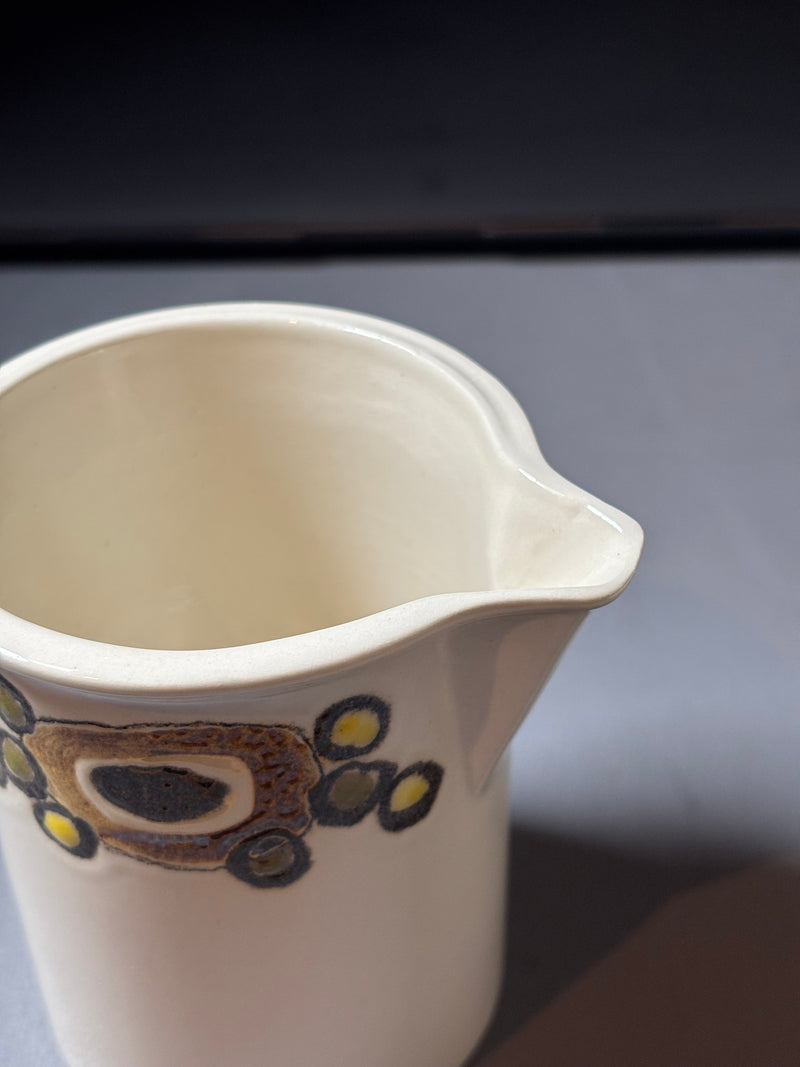 【北欧 デンマーク ヴィンテージ】Royal copenhagen (ロイヤルコペンハーゲン) Nucella (ヌセラ)creamer