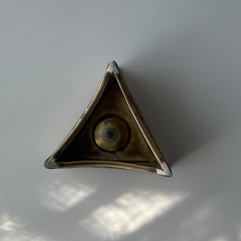 【北欧 デンマーク ヴィンテージ】 Quistgaard (クイストゴー ) Relief (レリーフ) triangular candle holder