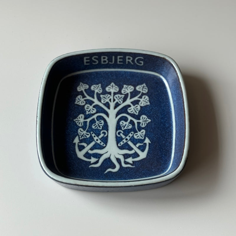 【北欧 デンマーク ヴィンテージ】Royal copenhagen (ロイヤルコペンハーゲン) Baca (バッカ) plate Esbjerg NT