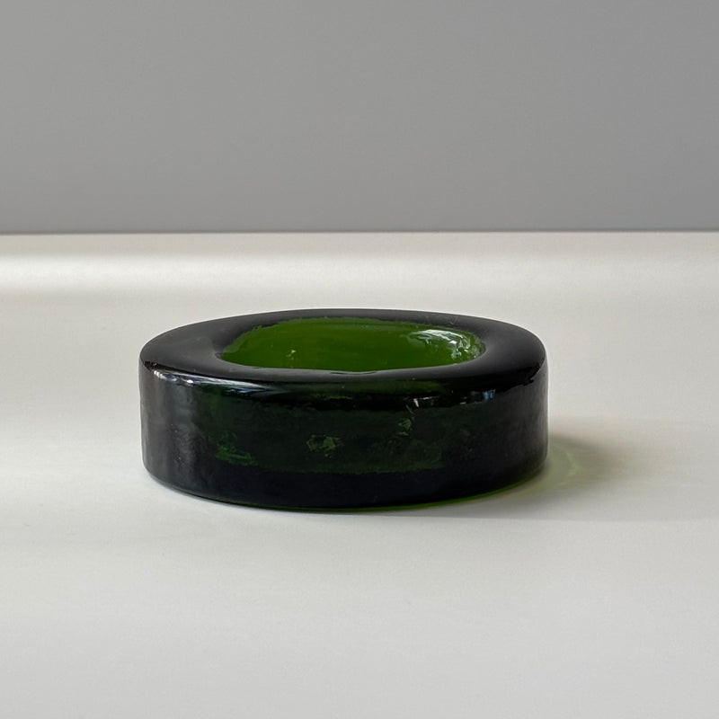 【北欧 スウェーデン ヴィンテージ】Boda (ボダ)Erik Höglund(エリック・ホグラン)ashtray green cat