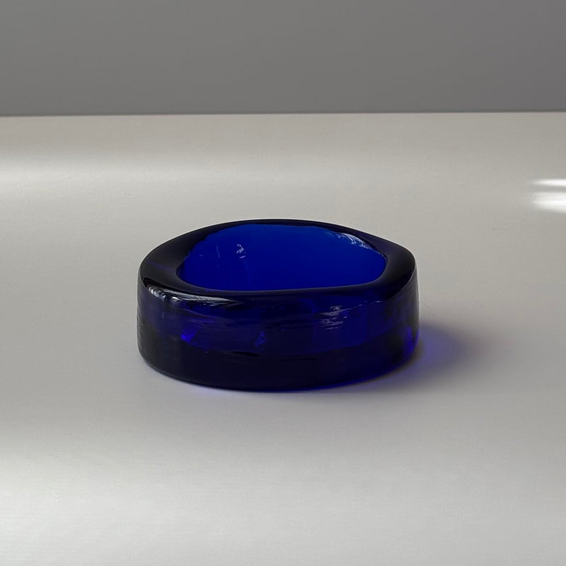 【北欧 スウェーデン ヴィンテージ】Boda (ボダ)Erik Höglund(エリック・ホグラン)ashtray blue cow