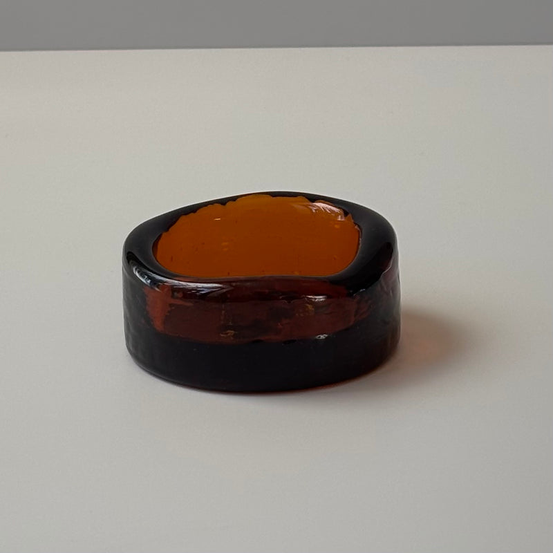 【北欧 スウェーデン ヴィンテージ】Boda (ボダ)Erik Höglund(エリック・ホグラン)ashtray amber cow
