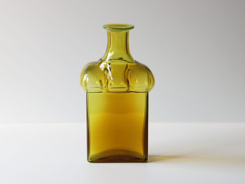 【北欧 スウェーデン ヴィンテージ】Kosta Boda (コスタ・ボダ) Bertil Vallien(バーティル・ヴァリーン) bottle yellow
