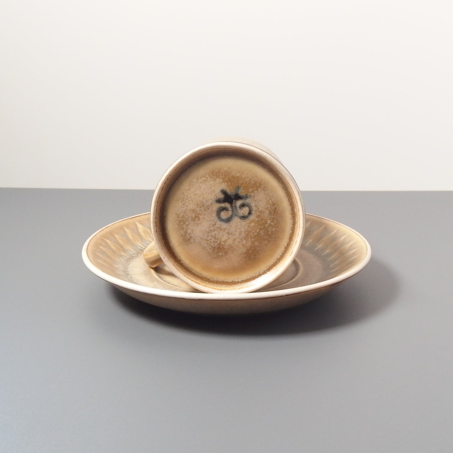 【北欧 ヴィンテージ】Quistgaard (クイストゴー) Relief (レリーフ) coffee cup