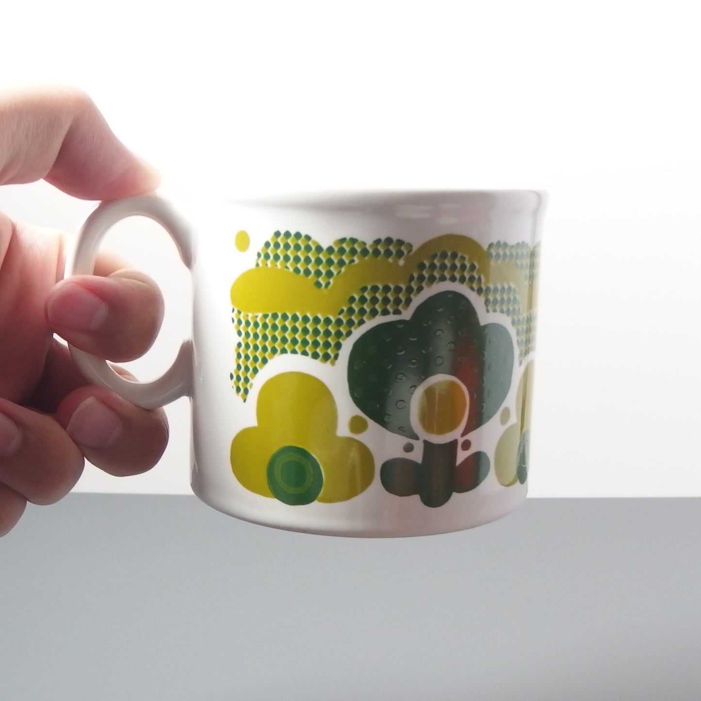 【北欧 ヴィンテージ】Staffordshire (スタッフォードシャー)flower mug