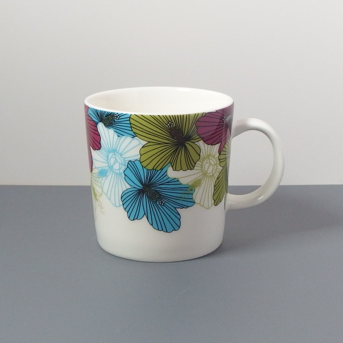 【北欧 ヴィンテージ】 Arabia (アラビア) Teema (ティーマ) mug lei