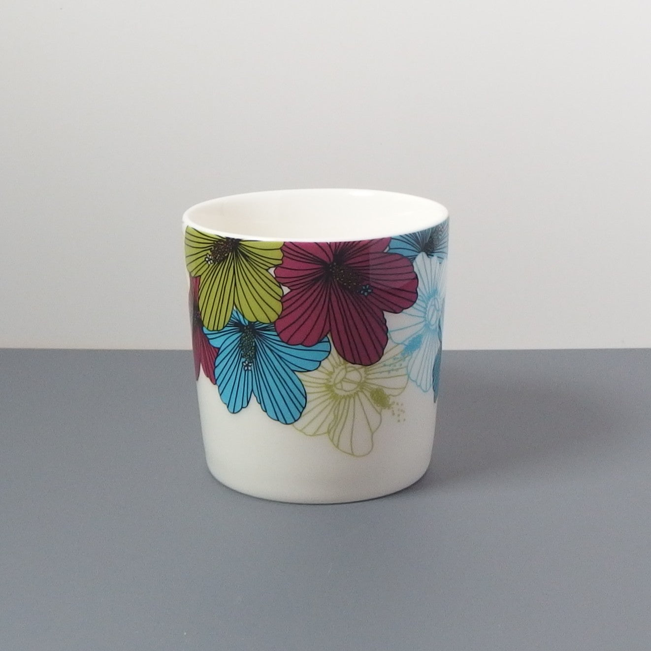 【北欧 ヴィンテージ】 Arabia (アラビア) Teema (ティーマ) mug lei
