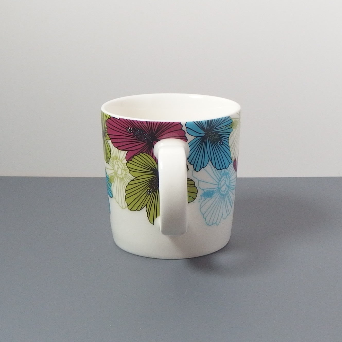 【北欧 ヴィンテージ】 Arabia (アラビア) Teema (ティーマ) mug lei