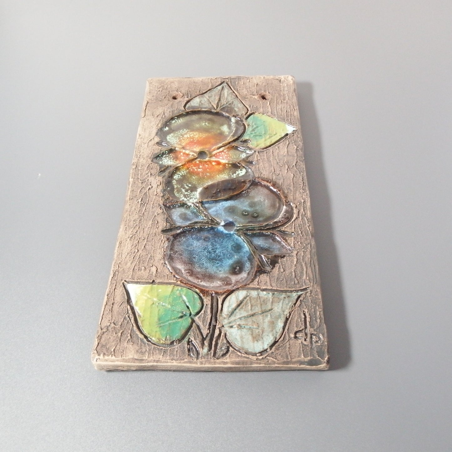 【北欧 ヴィンテージ】Tilgmans Keramik (ティルグマンズ ケラミック) wall plate flower
