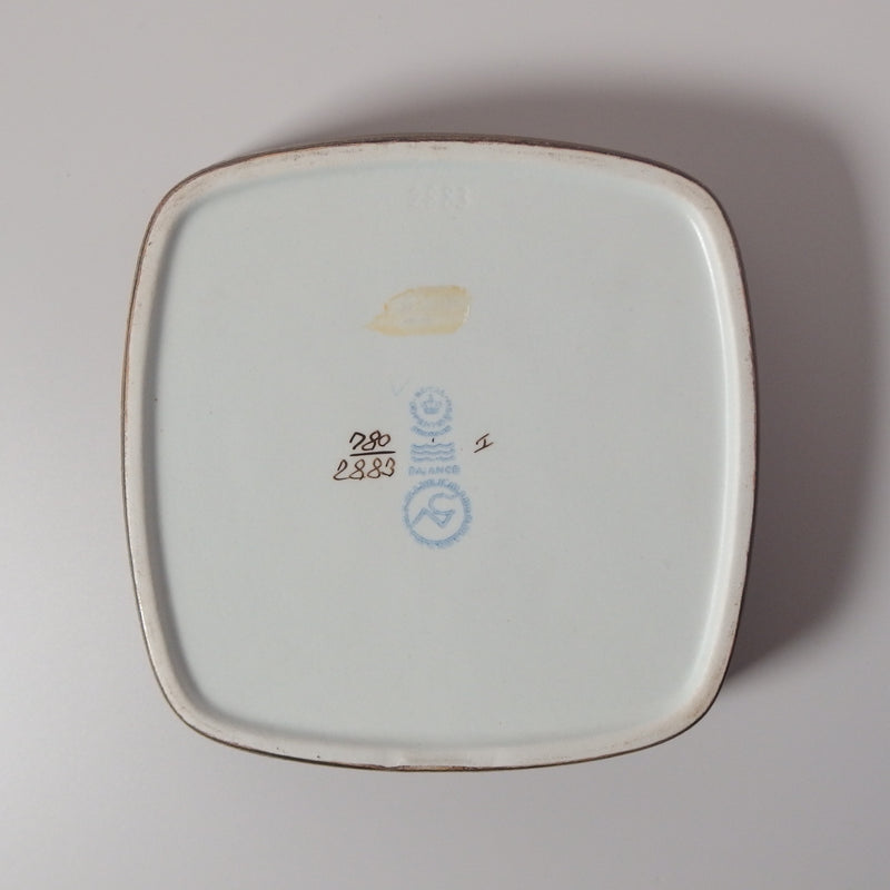 【北欧 デンマーク ヴィンテージ】Royal copenhagen (ロイヤルコペンハーゲン) Baca (バッカ)square plate