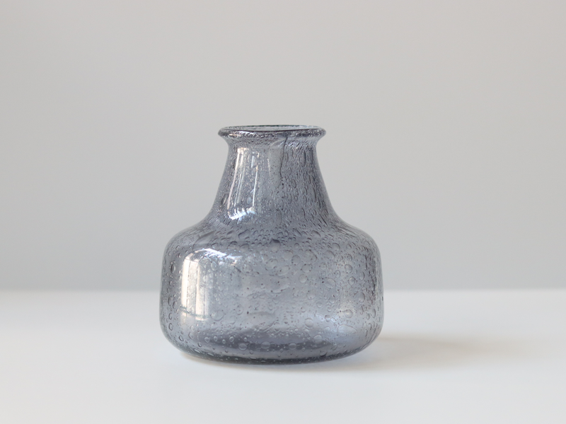 Boda (ボダ)Erik Höglund(エリック・ホグラン)short vase grey H11cm │ 北欧 スウェーデン ヴィンテージ ガラスベース 花瓶