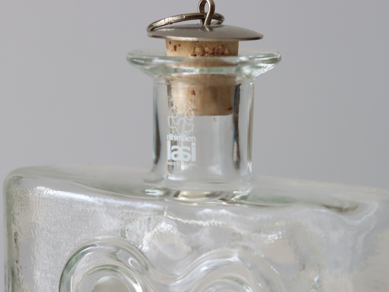 Riihimaen Lasi (リーヒマエンラシ) Erkkitapio Siiroinen(エルッキタピオ・シーライネン)Paukkurauta (パウックラウタ)Bottle H19cm │ 北欧 フィンランド ヴィンテージ 花瓶 ボトル ガラス