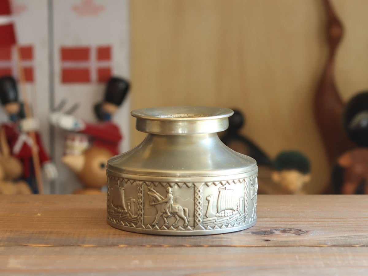 Snorre ヴァイキング文様 ピューター キャンドルホルダー 2631-2632