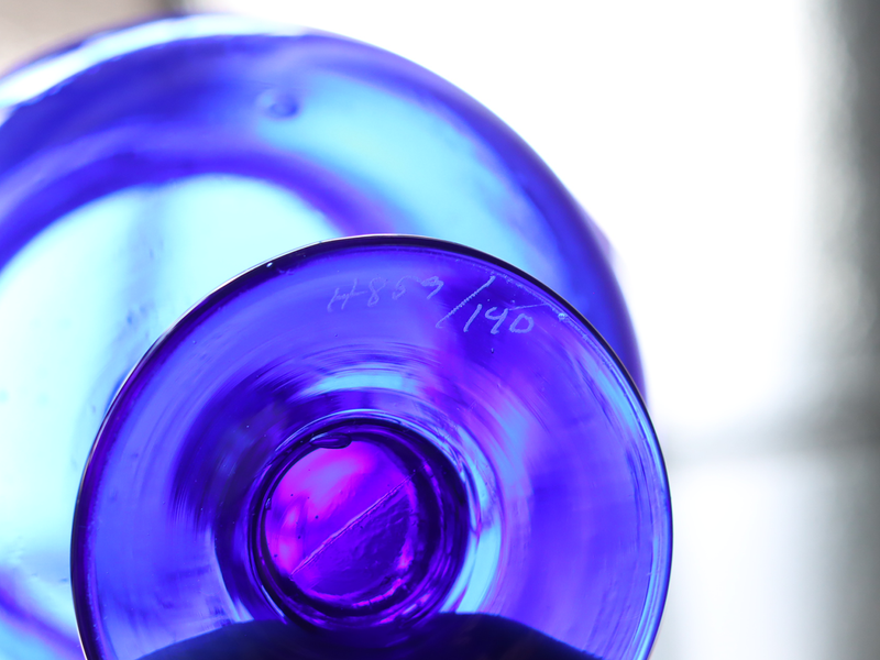 Boda （ボダ）Erik Höglund（エリック・ホグラン）foot vase blue H15cm 2080 │ 北欧 スウェーデン ヴィンテージ ガラスベース 花瓶