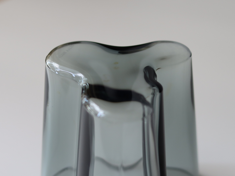 iittala  （イッタラ） Alvar Aalto vase H9.5cm smoke │ 北欧 フィンランド アアルトベース スモーク 花瓶