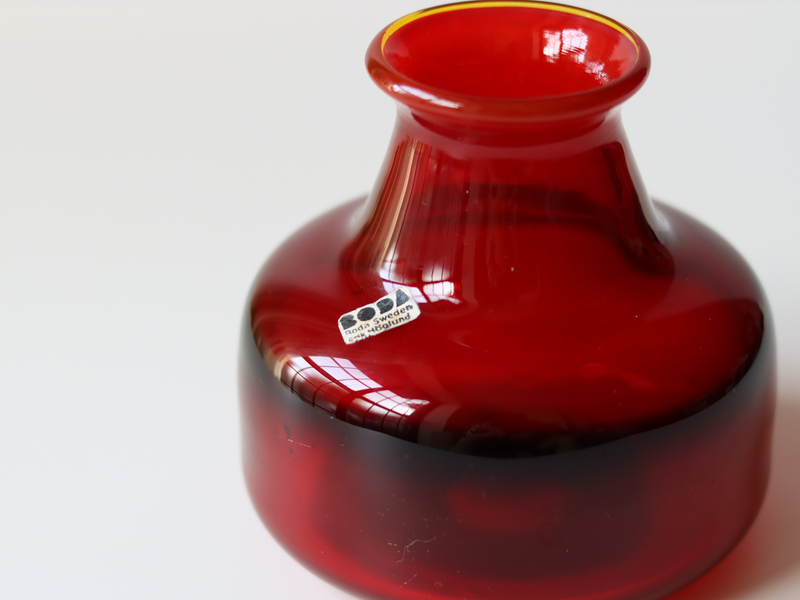 Boda（ボダ） フラワーベース レッド H10.5cm H998/110 / Erik Höglund ｜ 北欧ヴィンテージ スウェーデン