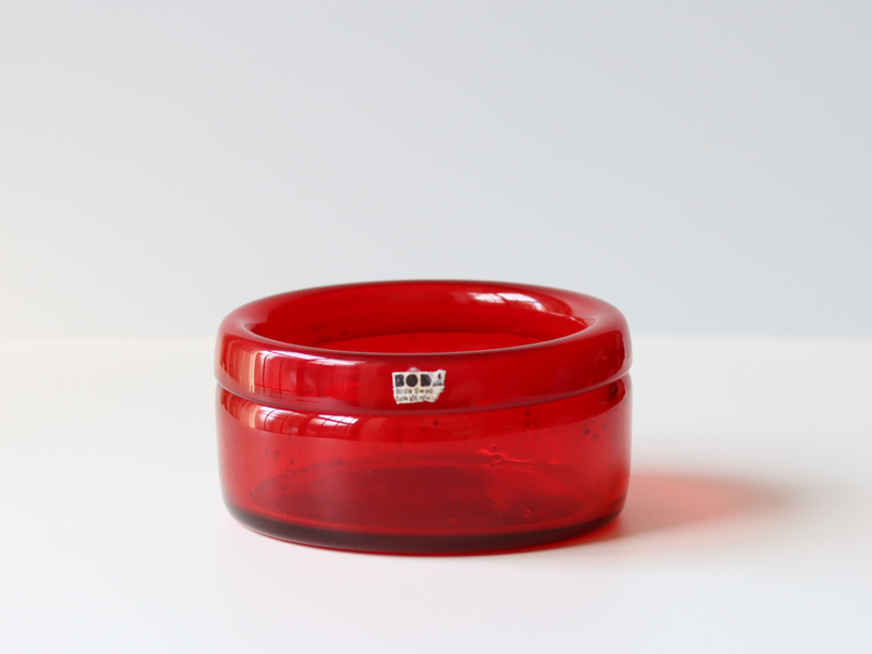 Boda（ボダ） ガラスボウル レッド H6.5cm H1207/125 / Erik Höglund ｜ 北欧ヴィンテージ スウェーデン