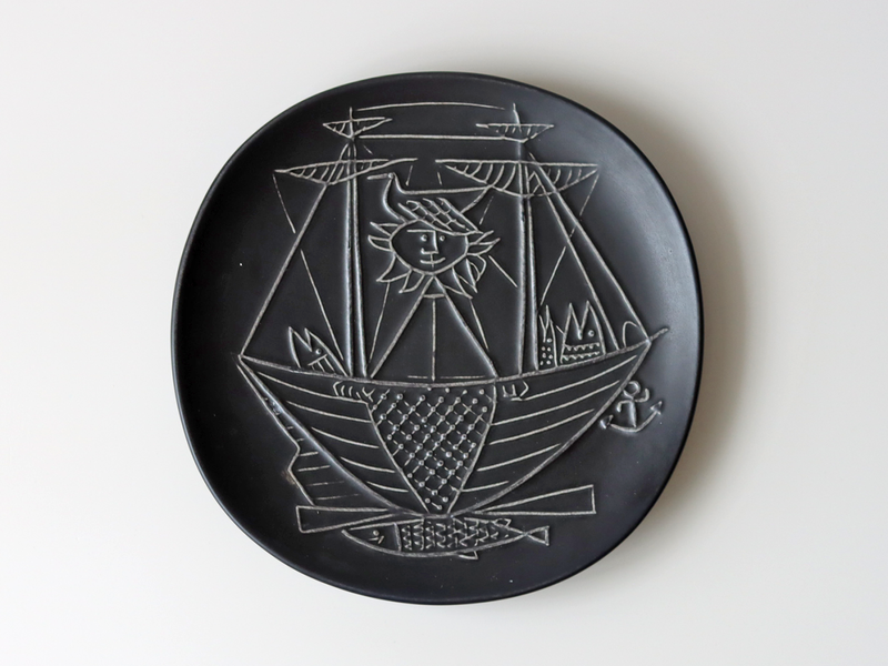 Gustavsberg （グスタフスベリ） Stig Lindberg（スティグ・リンドベリ） Piazza（ピアッツァ） 19.5cm plate black ship │ 北欧 スウェーデン ヴィンテージ プレート 船 陶磁器