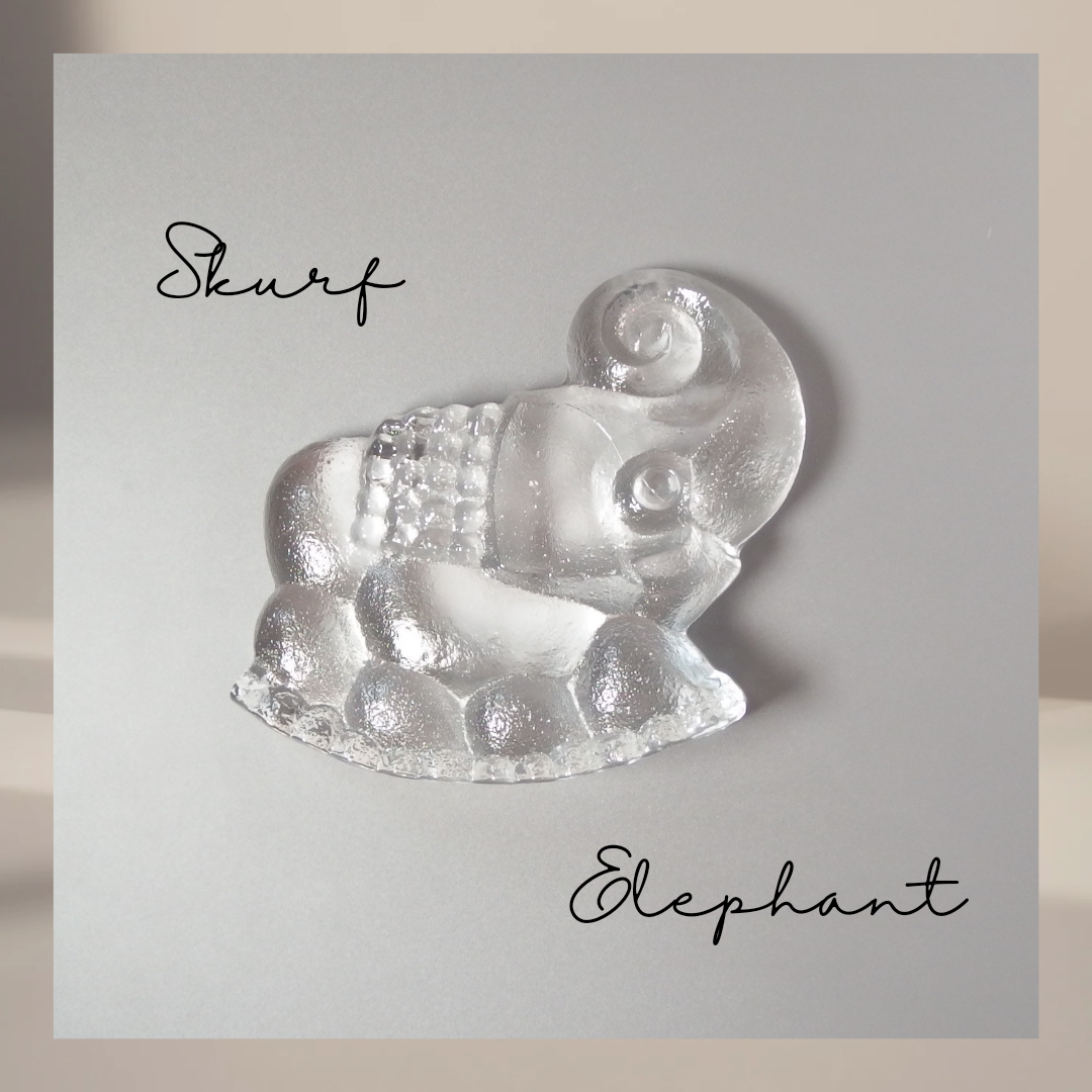 【北欧 ヴィンテージ】 Skurf （スクルーフ） glass elephant