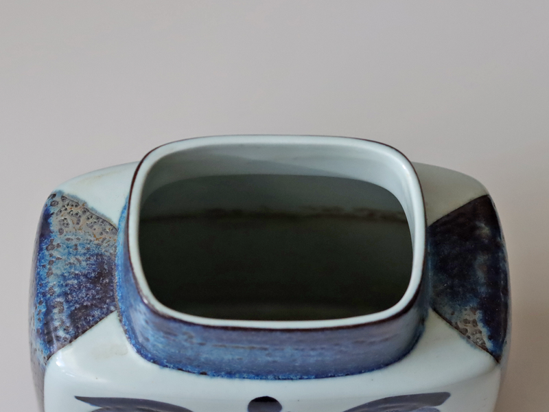 Royal copenhagen （ロイヤルコペンハーゲン） Tenera （テネラ） vase blueberry GH │ 北欧ヴィンテージ デンマーク 花瓶 ブルーベリー  陶磁器