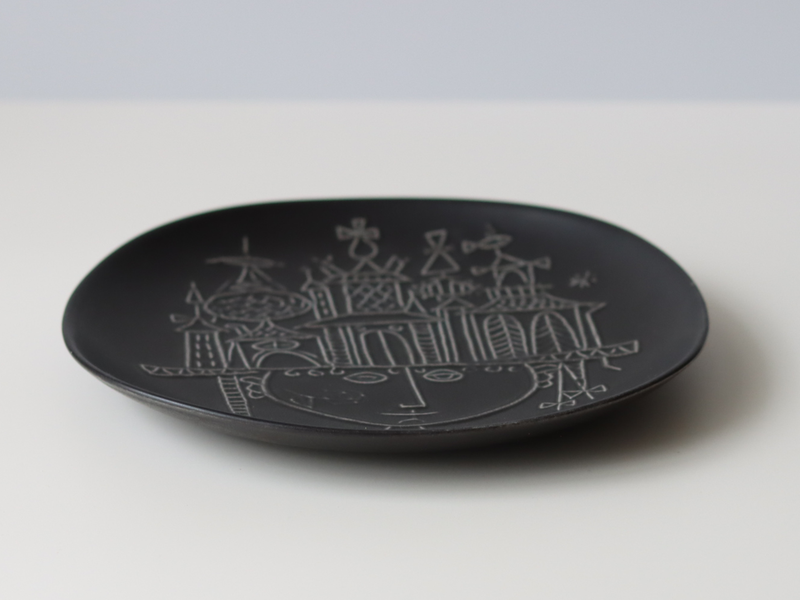 Gustavsberg （グスタフスベリ） Stig Lindberg（スティグ・リンドベリ） Piazza（ピアッツァ） 19.5cm plate black women/city │ 北欧 スウェーデン ヴィンテージ プレート 女性 街並み 陶磁器