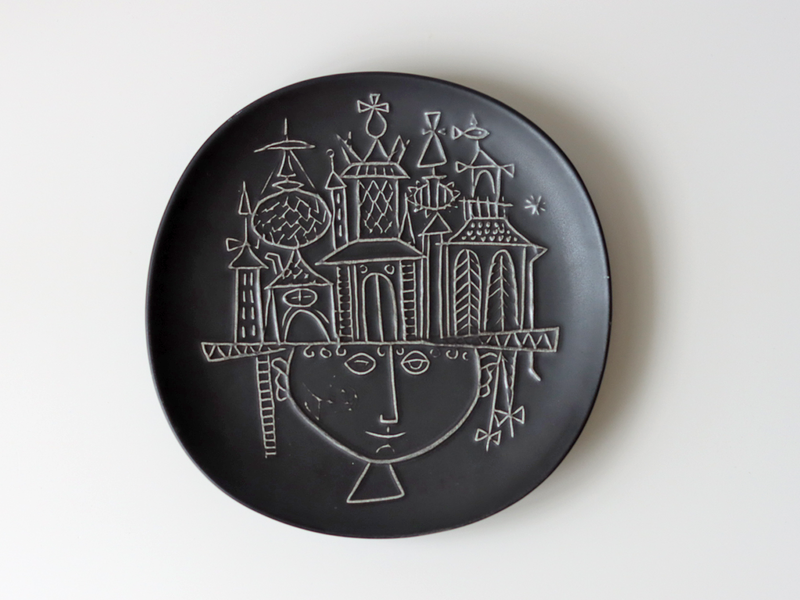 Gustavsberg （グスタフスベリ） Stig Lindberg（スティグ・リンドベリ） Piazza（ピアッツァ） 19.5cm plate black women/city │ 北欧 スウェーデン ヴィンテージ プレート 女性 街並み 陶磁器