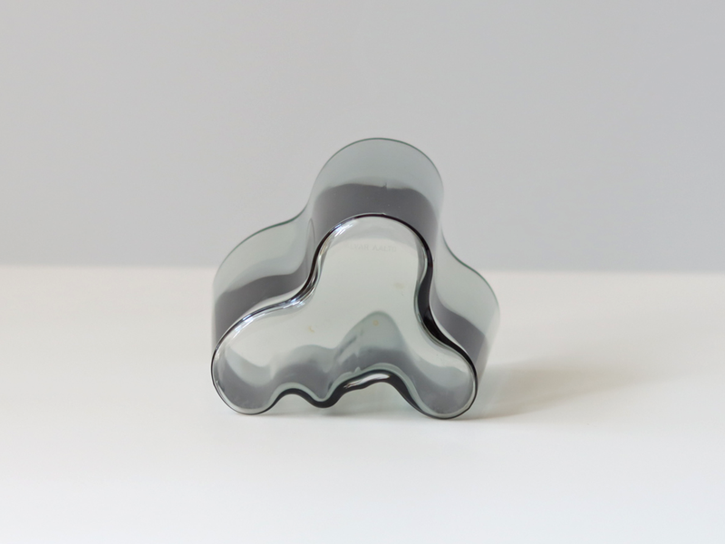 iittala  （イッタラ） Alvar Aalto vase H9.5cm smoke │ 北欧 フィンランド アアルトベース スモーク 花瓶
