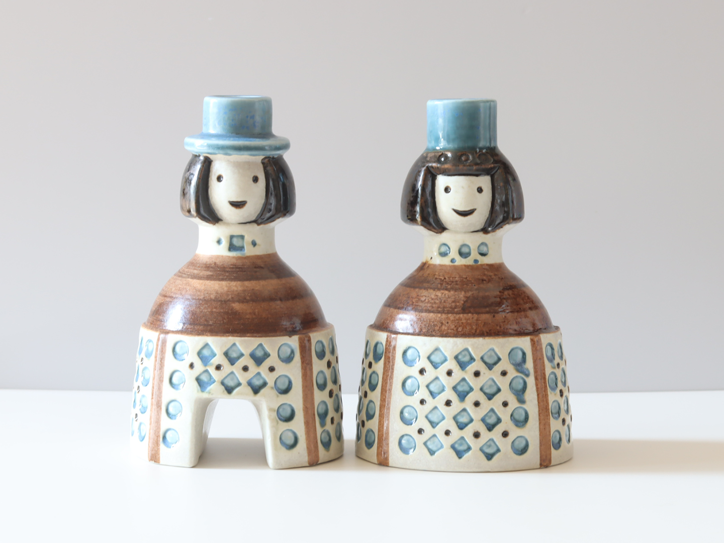 Gustavsberg（グスタフスベリ） Brud & Brudgum キャンドルホルダー 2体セット / Britt-Louise Sundell｜ 北欧ヴィンテージ スウェーデン