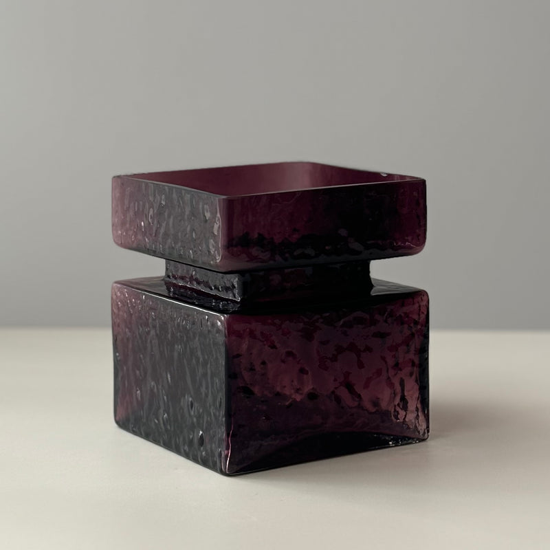 Riihimaen Lasi （リーヒマエンラシ） Helena Tynell（ヘレナ・ティネル）Pala （パラ）Lサイズ ライトブルー H11.5cm │ 北欧 フィンランド ヴィンテージ 花瓶 ガラス