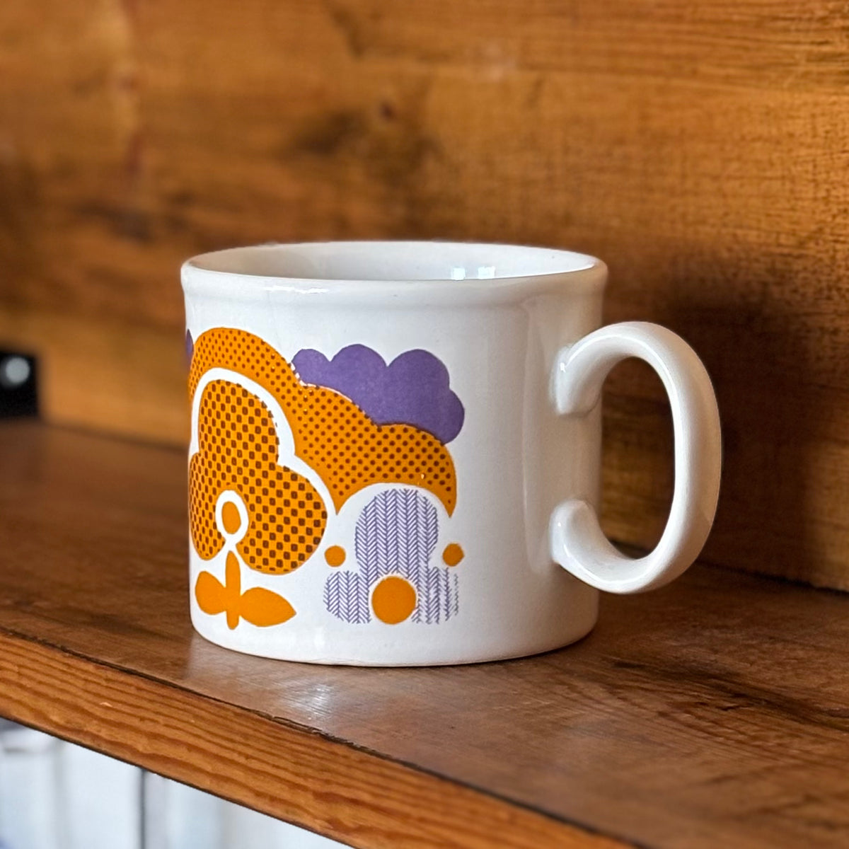 【WAKEARI GIFT】訳あり Staffordshire マグカップ イエロー ヒビあり