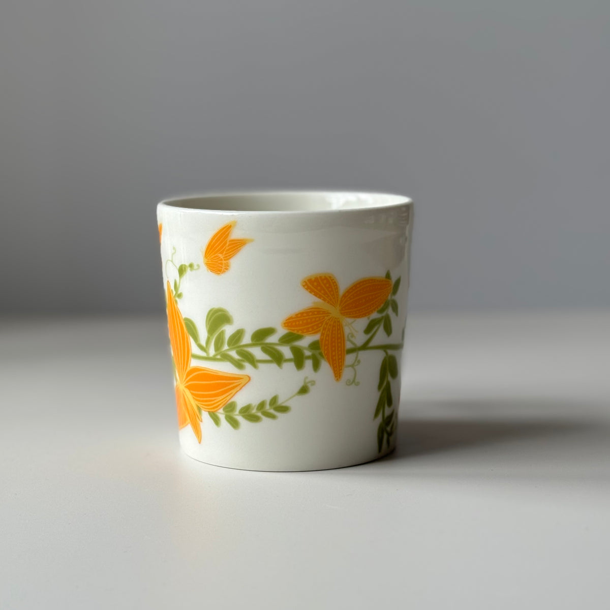 【北欧 フィンランド ヴィンテージ】 Arabia （アラビア） Teema （ティーマ） mug Perhonen Kultasiipi（Orange）