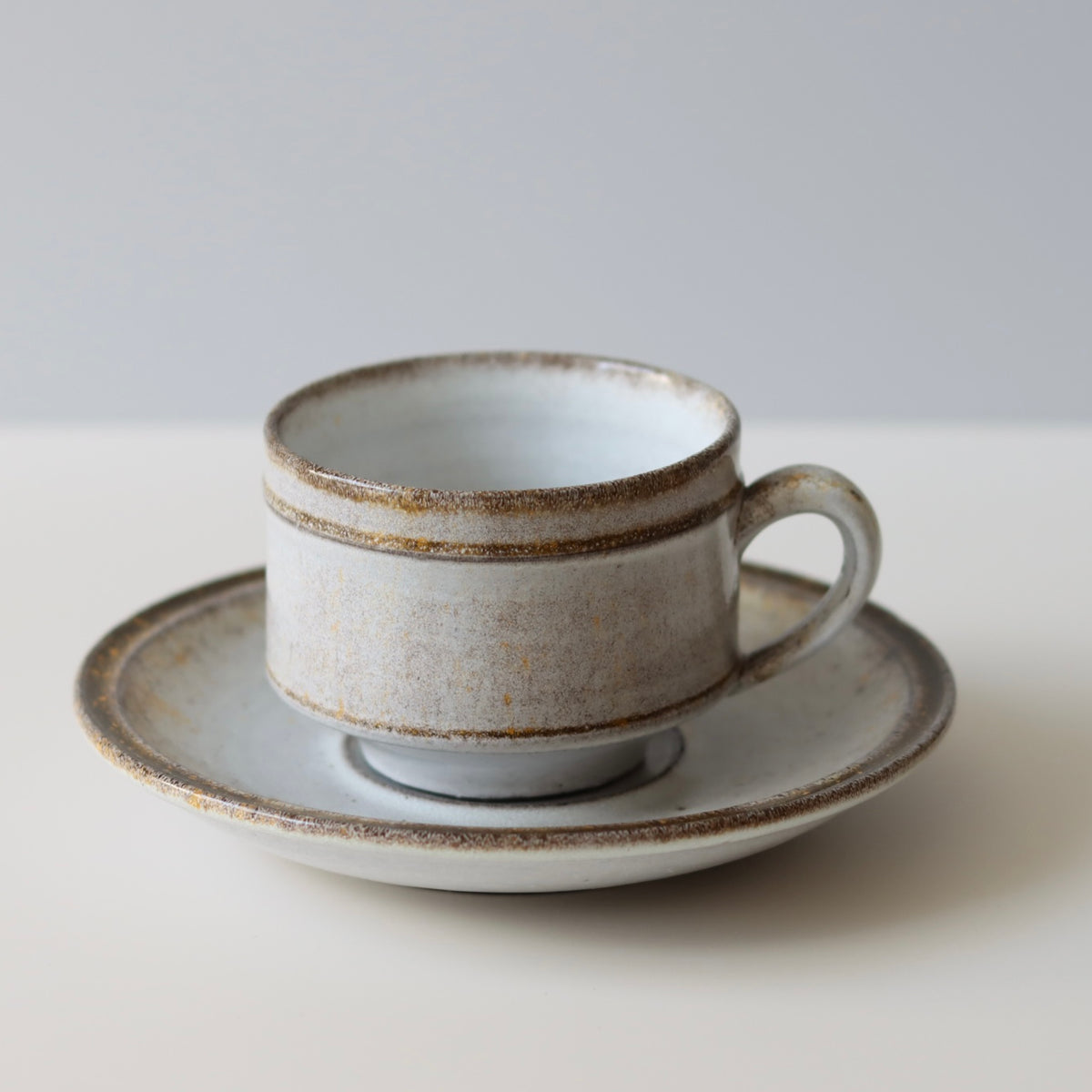 Orla Jeppesen （オーラ・イェッペセン） tea cup saucer  │ 北欧ヴィンテージ デンマーク 食器 ティーカップ 陶磁器