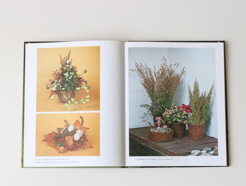 Blomster arrangementer 花のアレンジメント / Marianne Juhl Andersen │ 北欧 デンマーク ヴィンテージ フラワーアレンジメント 本
