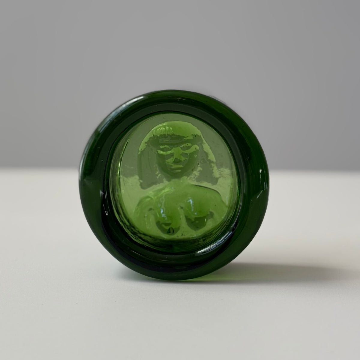 Boda （ボダ）Erik Höglund（エリック・ホグラン）ashtray green women │ 北欧 スウェーデン ヴィンテージ アッシュトレイ 女性 グリーン ガラス 1779