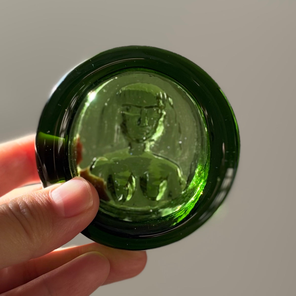 Boda （ボダ）Erik Höglund（エリック・ホグラン）ashtray green women │ 北欧 スウェーデン ヴィンテージ アッシュトレイ 女性 グリーン ガラス 1779