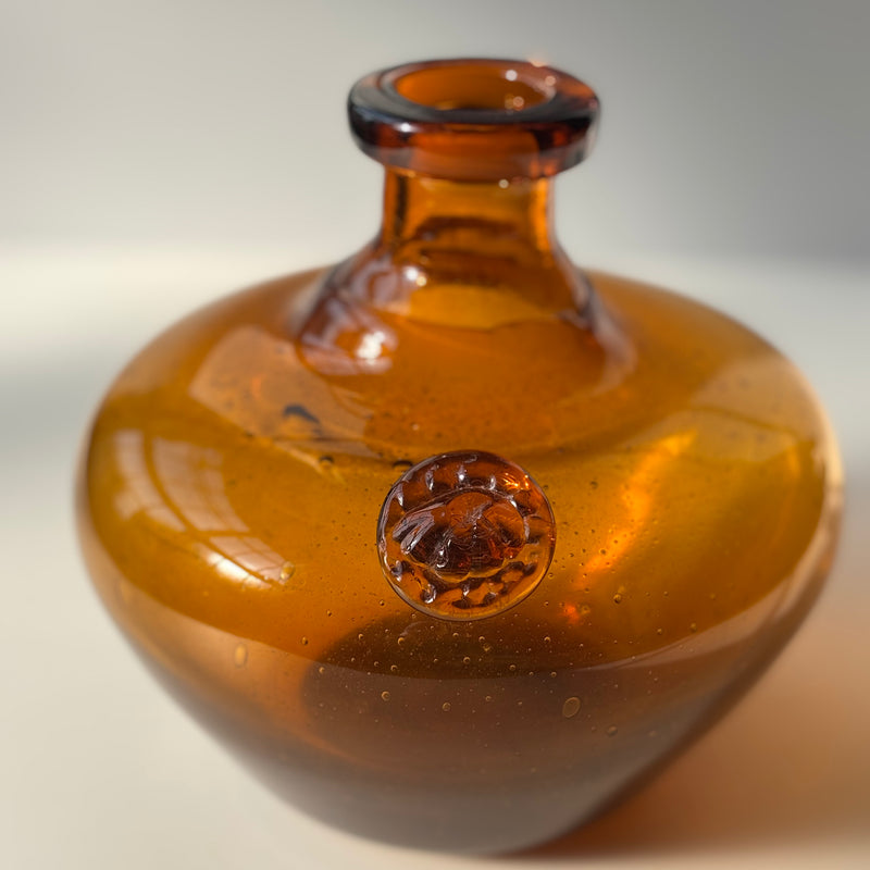 Boda（ボダ） フラワーベース アンバー H14cm / Erik Höglund ｜ 北欧ヴィンテージ スウェーデン