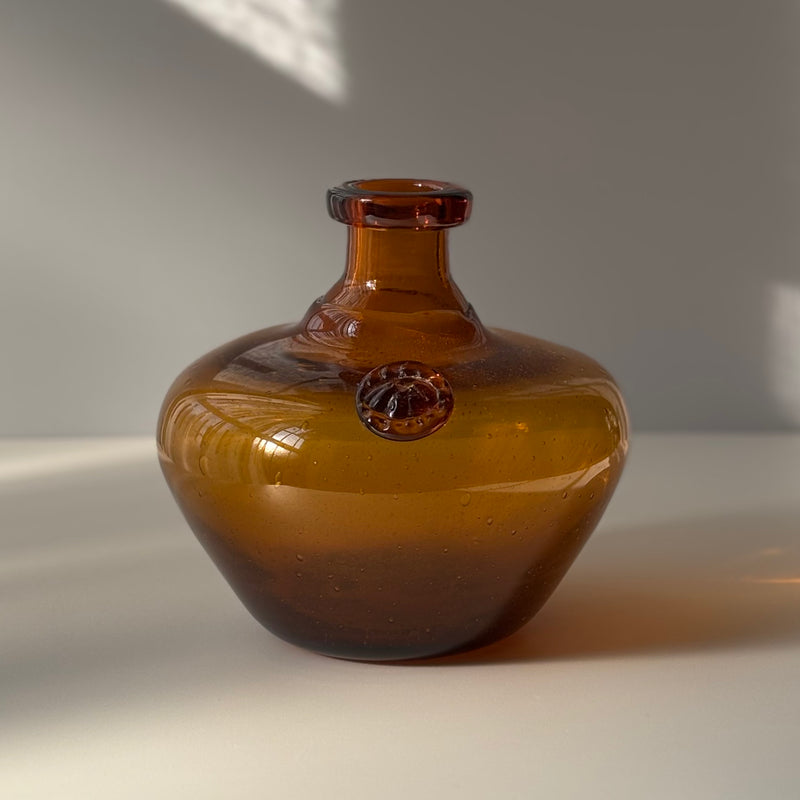 Boda（ボダ） フラワーベース アンバー H14cm / Erik Höglund ｜ 北欧ヴィンテージ スウェーデン