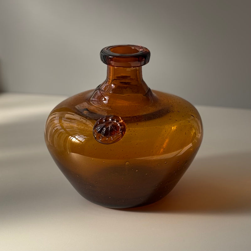 Boda（ボダ） フラワーベース アンバー H14cm / Erik Höglund ｜ 北欧ヴィンテージ スウェーデン