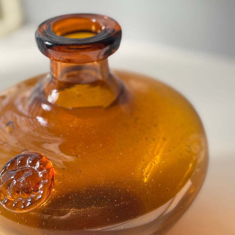 Boda（ボダ） フラワーベース アンバー H14cm / Erik Höglund ｜ 北欧ヴィンテージ スウェーデン