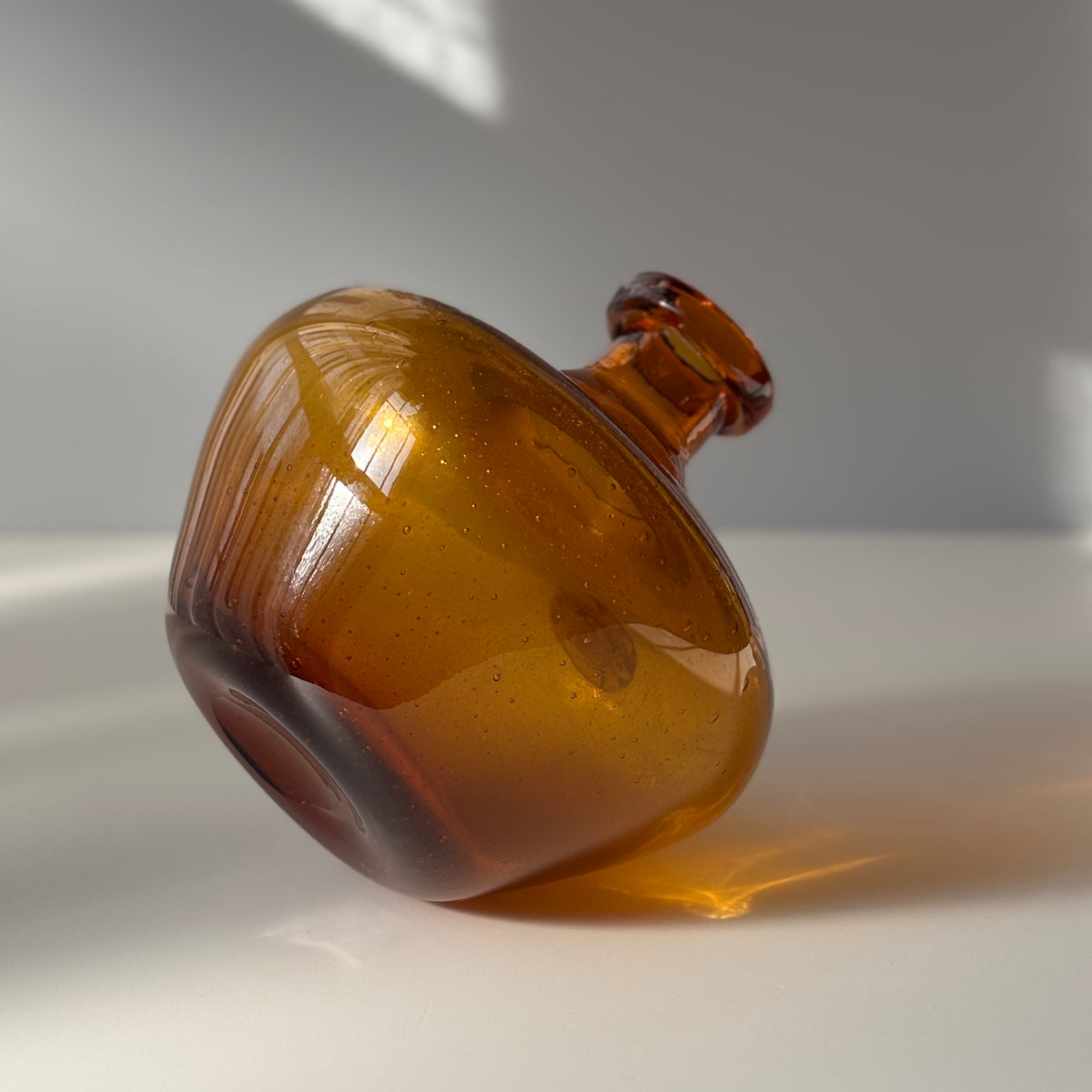 Boda （ボダ）Erik Höglund（エリック・ホグラン）vase amber │ 北欧 スウェーデン ヴィンテージ 花瓶 ガラス