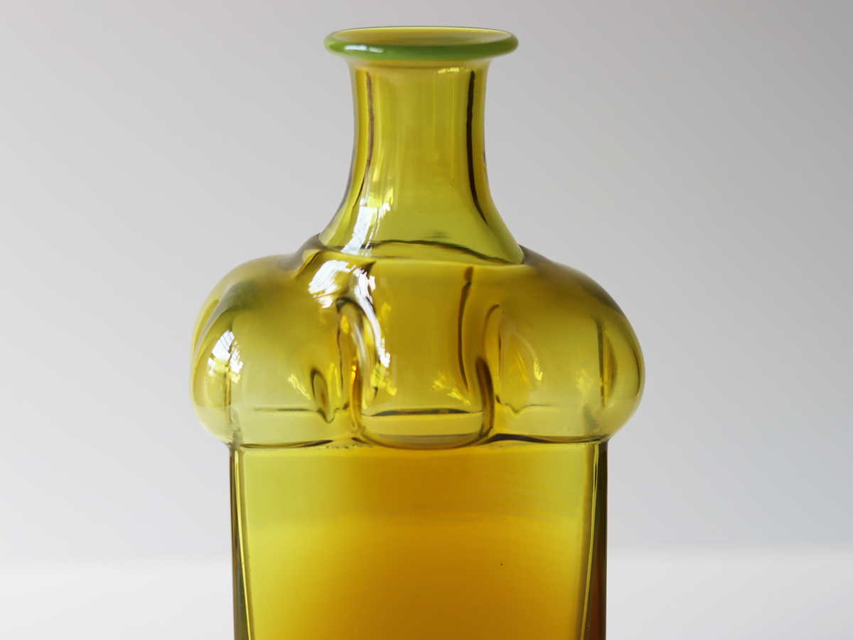 【北欧 スウェーデン ヴィンテージ】Kosta Boda （コスタ・ボダ） Bertil Vallien（バーティル・ヴァリーン） bottle yellow