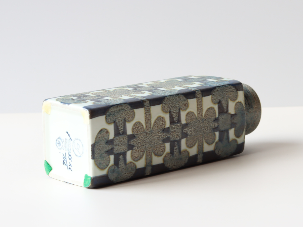 Royal Copenhagen（ロイヤルコペンハーゲン） Baca ベース H19 711-3455/ Nils Thorsson ｜ 北欧ヴィンテージ デンマーク