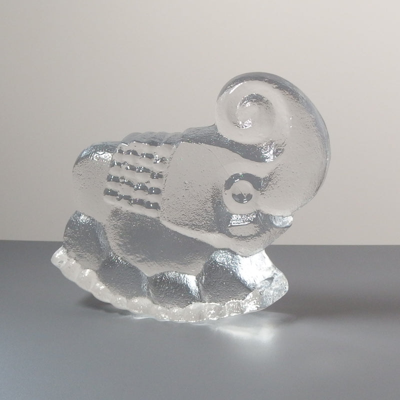 Skurf （スクルーフ） glass elephant │ 北欧 スウェーデン ヴィンテージ ガラスオブジェ エレファント