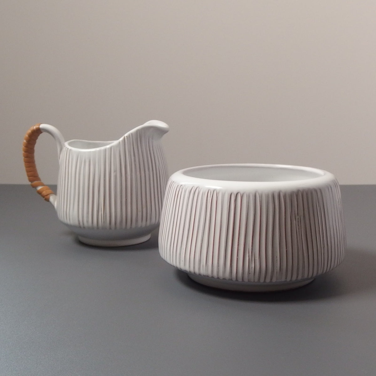 Løvemose （ロウエモーズ） Hvidsten creamer & sugar bowl │ 北欧ヴィンテージ デンマーク 食器 ボウル クリーマー 陶磁器